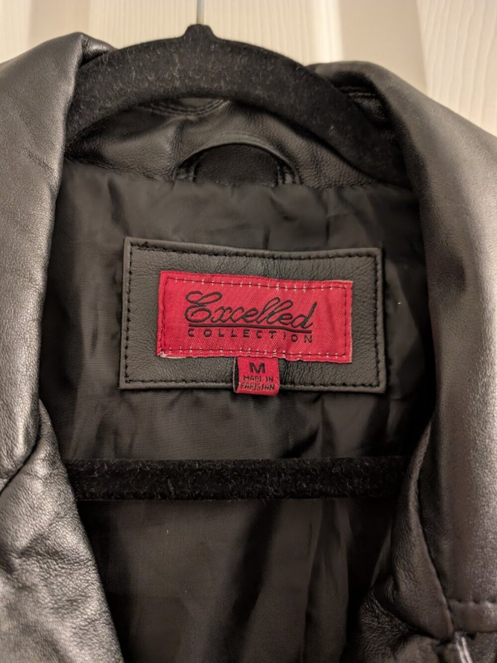 Medium Leather Jacket - Picture 4 of 5